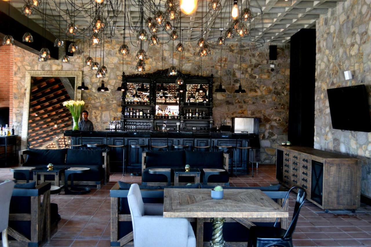 Hacienda Los Picachos Alcocer Extérieur photo